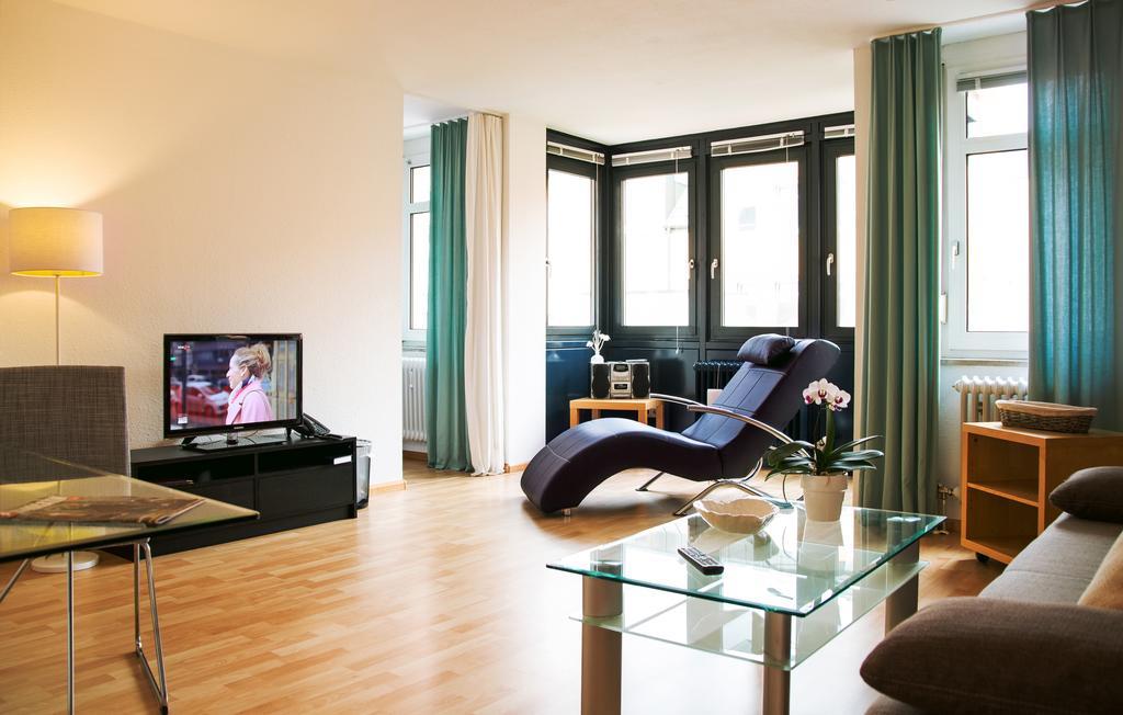 Stadt-Hotel Loerrach Gbr Eksteriør billede