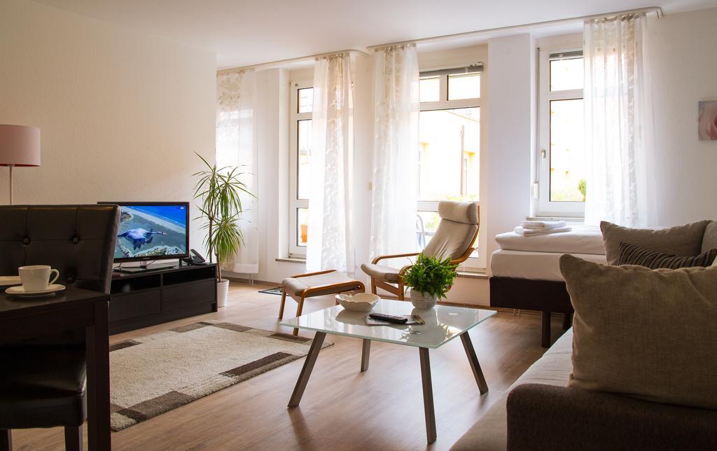 Stadt-Hotel Loerrach Gbr Eksteriør billede